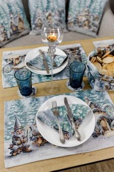 Новорічна гобеленова скатертина Казкові гноми