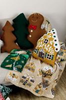 Новорічний плед в'язаний Імбирні будиночки