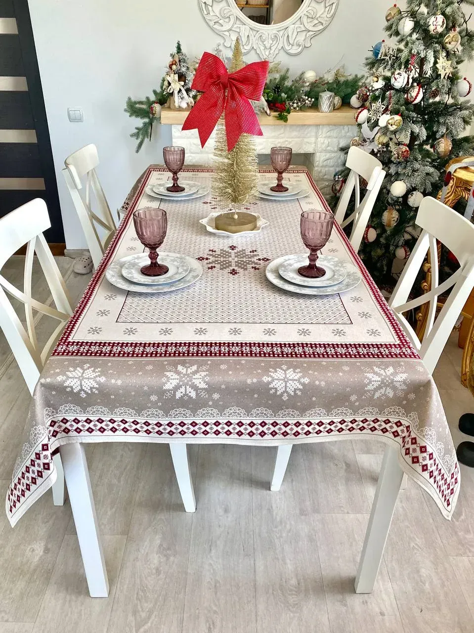 Скатертина гобеленова NORDICA TORTORA Limaso