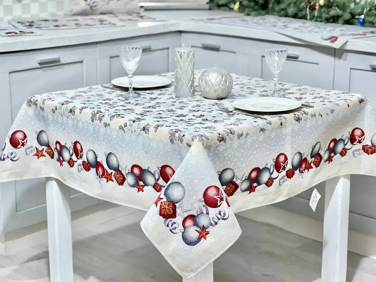 Скатертина гобеленова RUNNER904 Квітчасте Різдво Limaso