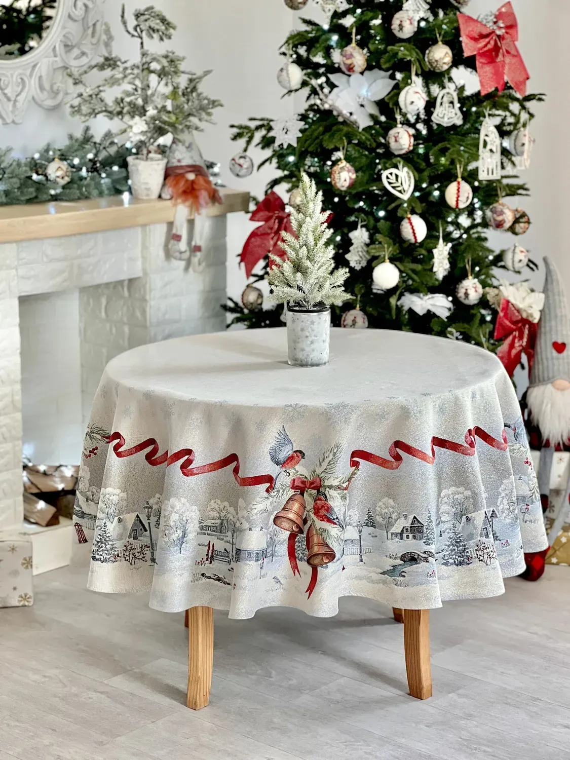 Скатертина гобеленова ROUND1254 Різдвяна Звістка Limaso
