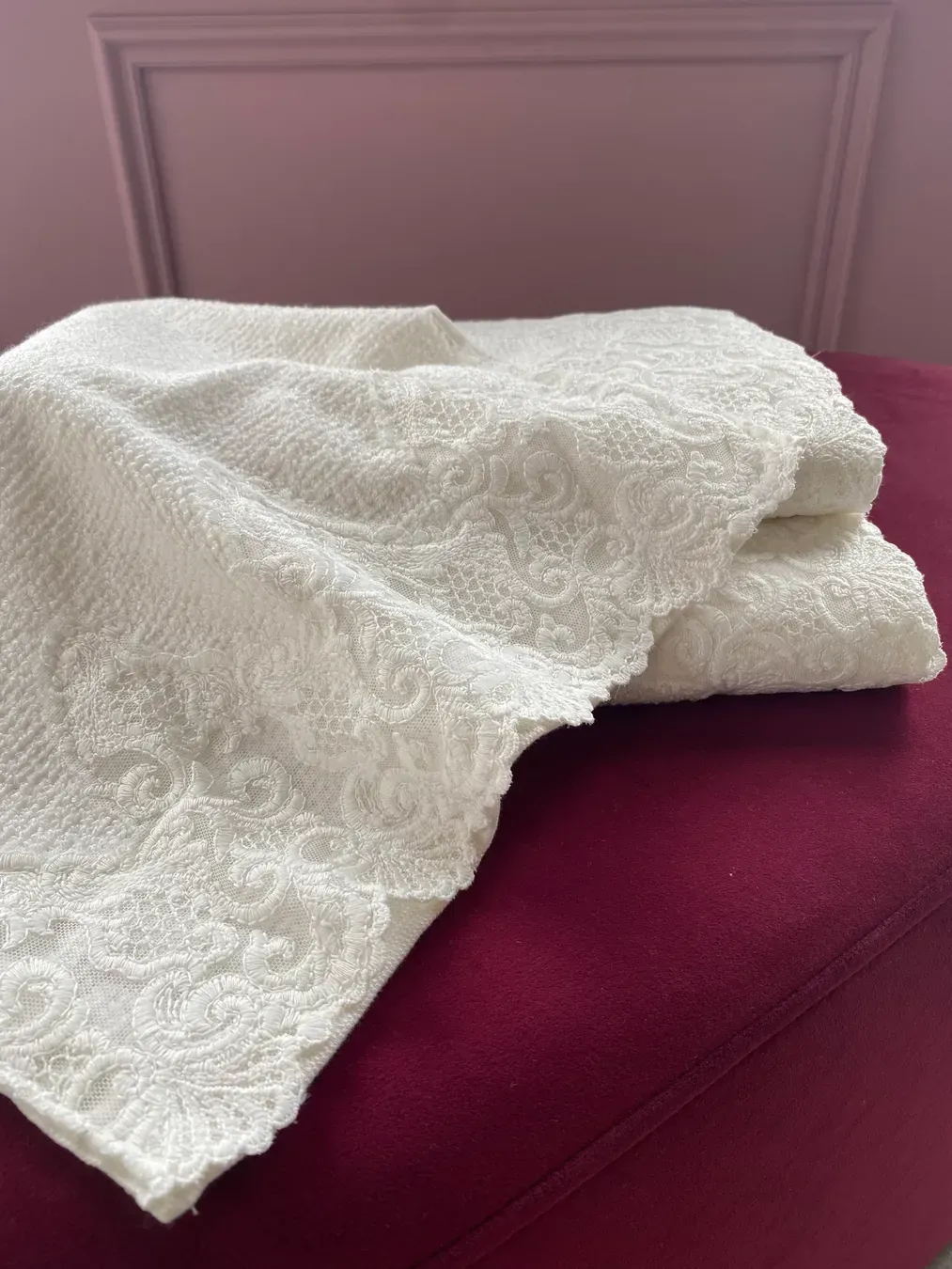 Комплект махрових рушників з мереживом Maison d'or, NEW TRENDY, ecru