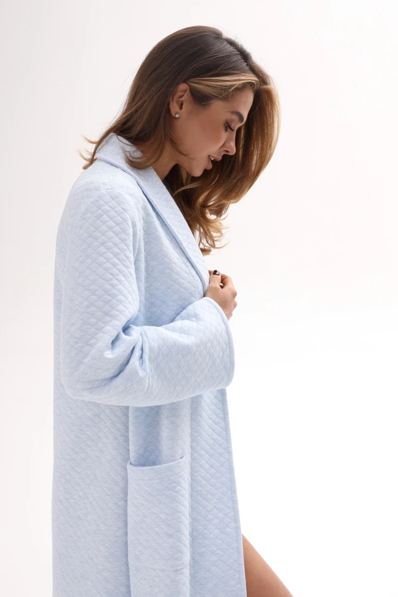 Жіночий халат довгий капітоній, блакитний