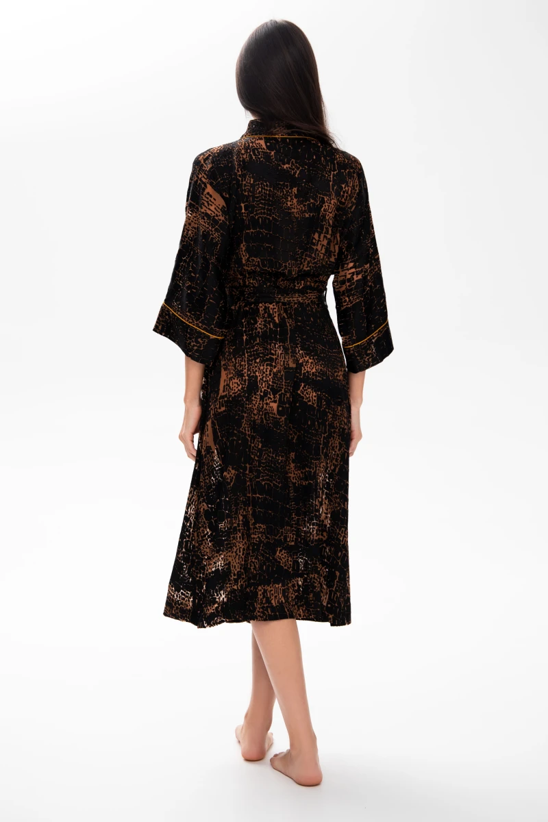 Жіночий халат з кантом